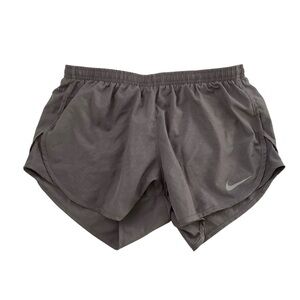 Nike Dri-Fit Women's Running Dolphin Shorts Sz M Gray Lined Workout Swoosh Gym